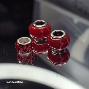 Metal core center glass bead fits pandora type bracelets